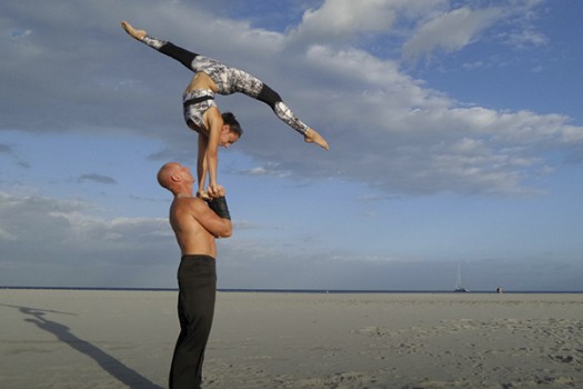 acrobatic duo acrobatico