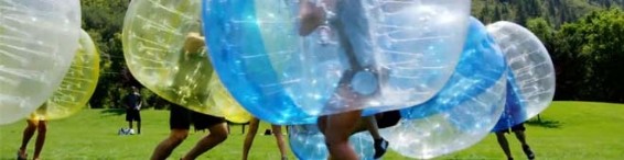 Bubble soccer team building spettacolitalia