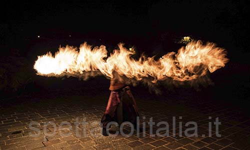 Fuoco per animare matrimonio
