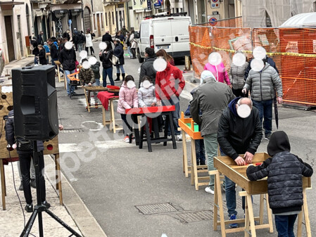 I vecchi giochi per centri commerciali I vecchi giochi per feste in piazza