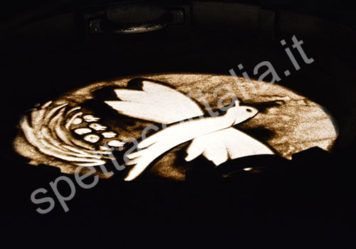 Sand art figure con la sabbia Sand art figure con la sabbia
