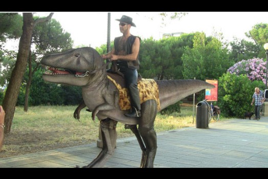 animazione itinerante con t rex animazione itinerante con t rex