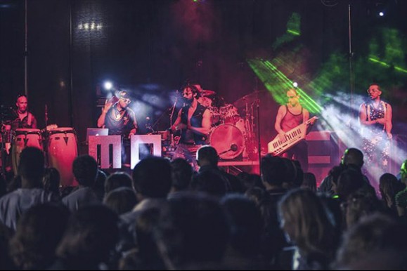Cover band dance per eventi di piazza