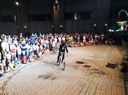 One man show spettacolo in piazza